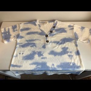BiBi brand new cloud button up T